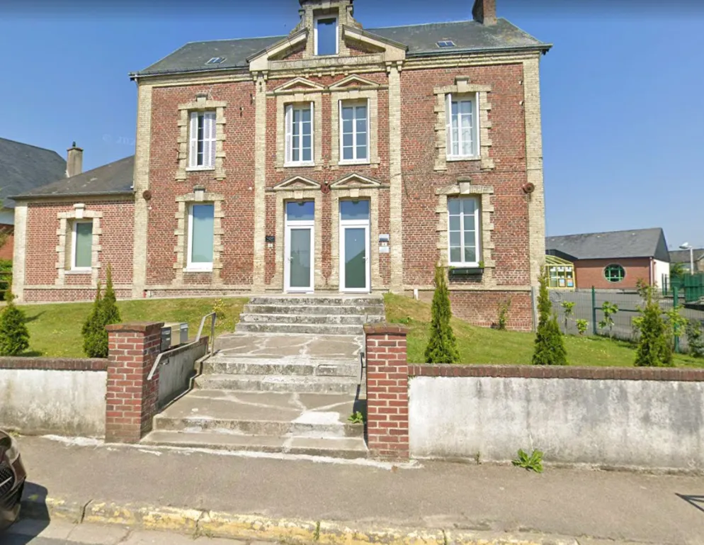 Façade du cabinet d'Arthur Lebas, étiopathe, 8 rue René Coty à Bréauté